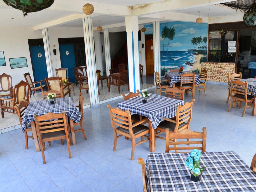 Hotel Happy Tuna Hikkaduwa Exterior photo